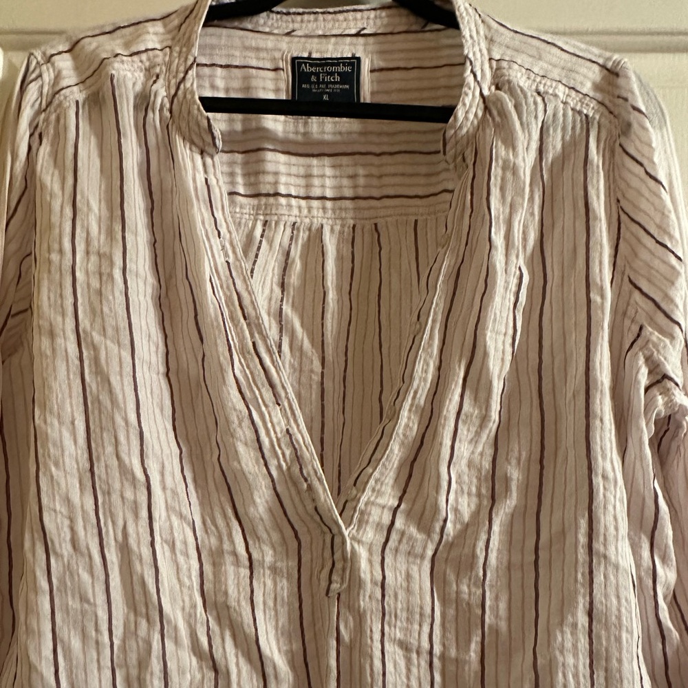 Abercrombie and Fitch Linen popover